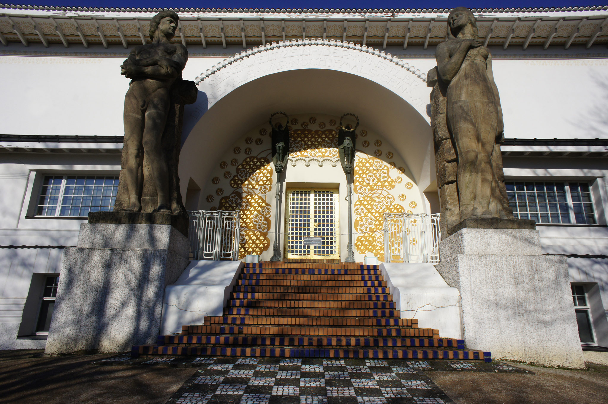 Mathildenhöhe Jugendstil entrance, Darmstadt